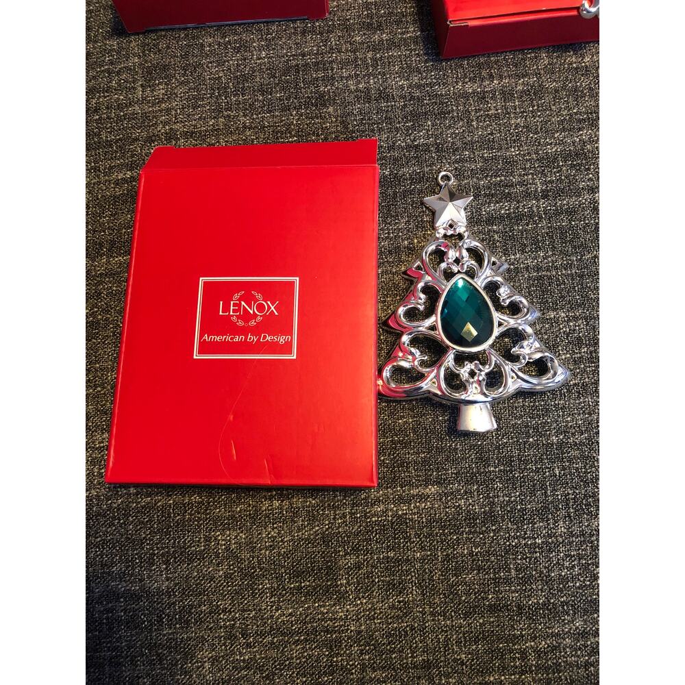 Lenox bejeweled tree ornament, Green Crystal silver plated, new inbox